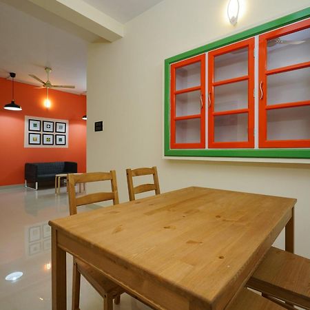 Hotel O Majestic Stays Kazhakuttam Bagian luar foto