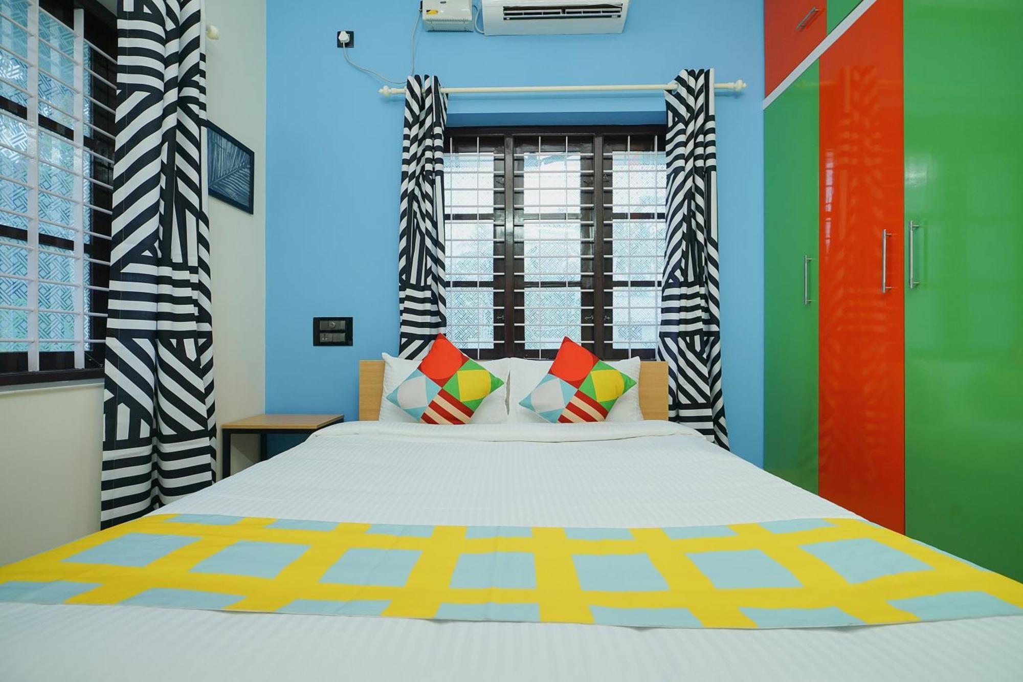 Hotel O Majestic Stays Kazhakuttam Bagian luar foto