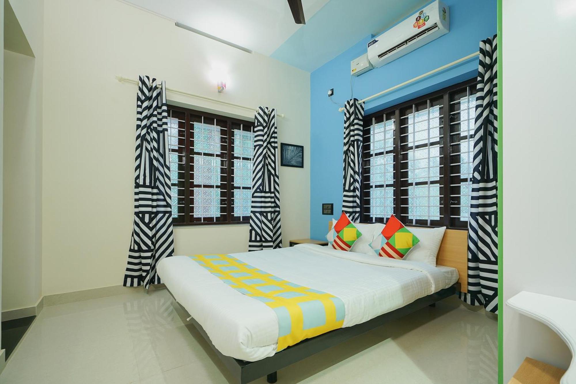 Hotel O Majestic Stays Kazhakuttam Bagian luar foto